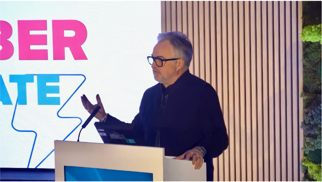 ian greenfield presenting